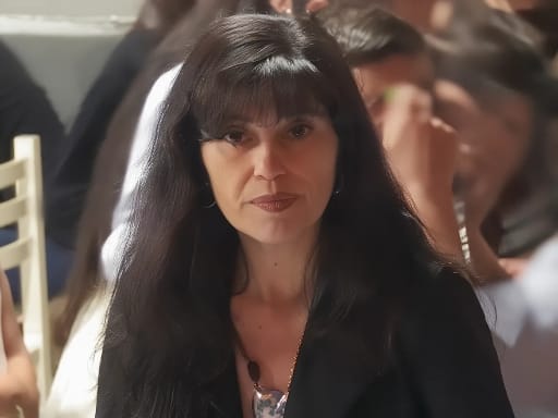 Nancy R. · Maquilladora y Consultora Natura